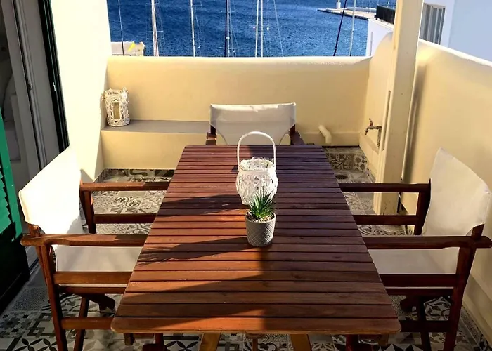 Heritage Agora Tínos