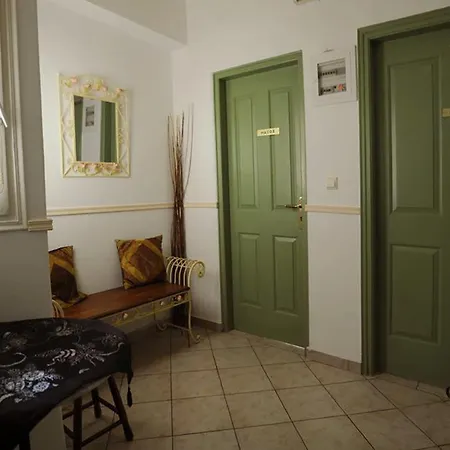 Heritage Agora 3*
