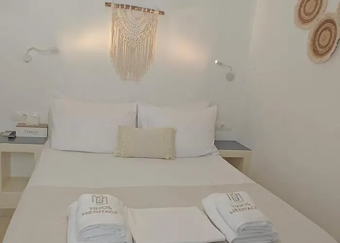 Heritage Agora Gæstehus Tínos