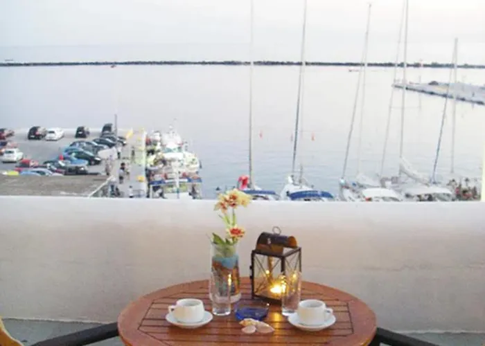 Heritage Agora Tínos